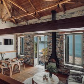 EJ Boutique Suites, hotel em Milína