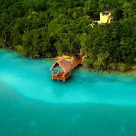 Bacalar Casa Relaxo frente a la Laguna con Muelle Privado, hotel in Buenavista