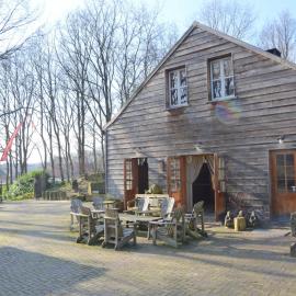 Lodge Maasduinen near National Park