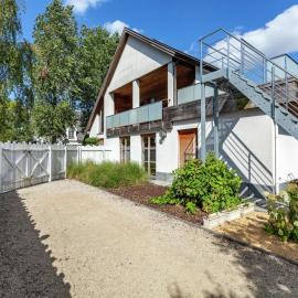 Villa Stay with Pool & Sauna โรงแรมในก๊กไซเดอ