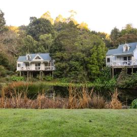 Plum Tree Cottage, Hotel in Apollo Bay