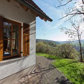Holiday home in the Knüllgebirge with balcony, hotel Neuensteinben