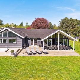 5 star holiday home in Vejby, hotell sihtkohas Vejby