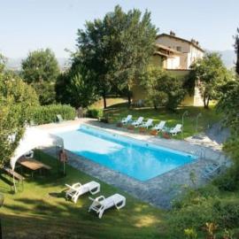 Rustic Holiday Home in Città di Castello with Swimming Pool