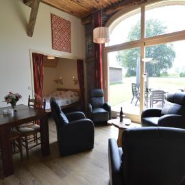 Quaint Farmhouse in Geesteren with Meadow View, hotel a Geesteren