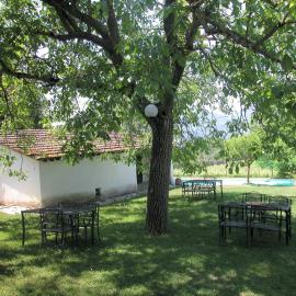 Attractive apartment in old farmhouse on the estate with pool, khách sạn ở Umbertide