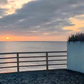 Apartamento frente al mar con 2 dormitorios – hotel w mieście Pombas