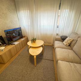 RIOJALAND 1A precioso alojamiento en el centro de Lardero con aire acondicionado – hotel w mieście Lardero