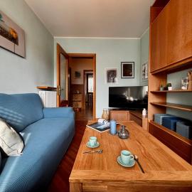Old Town Dongo - Larihome A101, Hotel in Dongo