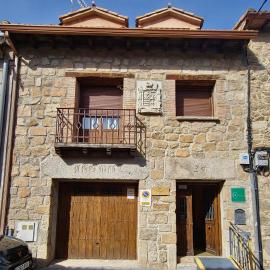 Casa Rural La Vid, hotel in Cadalso de los Vidrios