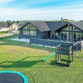 5 star holiday home in Bogense, hotel in Bogense