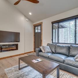 Contemporary & Cozy! Pinetop Country Club Casita, hotel u gradu Indian Pine