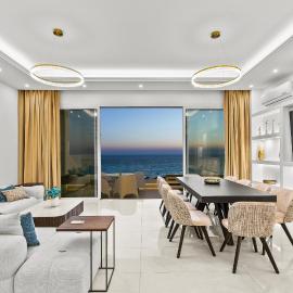 Olymp White Palace - The Ultra Luxury Beach House, hotel a Kissonerga