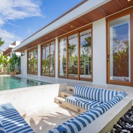 Tropical 2BR Design Villa Pool, Lounge & Workdesk