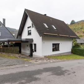 Charmantes Refugium mit 2 Schlafzimmern, hotel v destinaci Olsberg