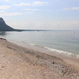 Monika Holiday 315 Magic Lake, hotel in Garda