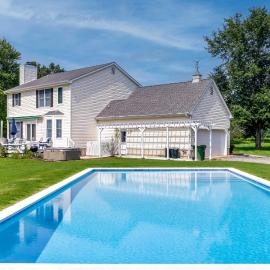 Brand-New Pool! Waterfront Bozman Village Home, מלון 