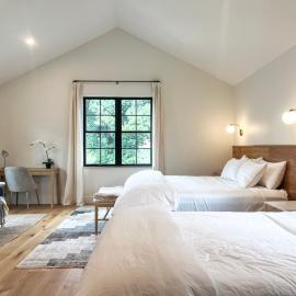 Allora, hotel in Hendersonville
