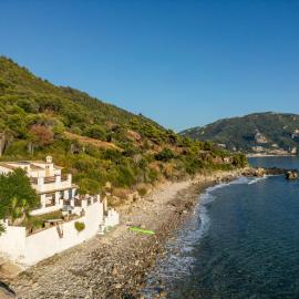 Josef and Marina House, hotel in Agios Gordios