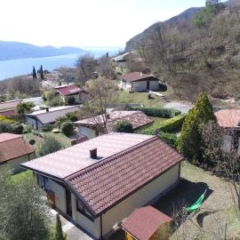 티날레에 위치한 호텔 Cottage on Lake Garda