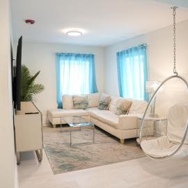 Luxury Penthouse -3 Blocks to Boardwalk, Outlets, & Casinos - Near AtlantiCare, hotel u gradu Atlantik Siti