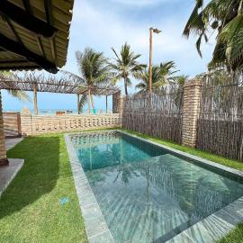 Casa pé-na-areia c/ piscina e serviço incluído em Japaratinga, ξενοδοχείο σε Japaratinga