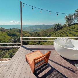 Bella Lunar Villa ดอยแม่สลอง, hotel v destinácii Mae Salong