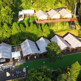 Grow Tree Glamping, Hotel in Dahu
