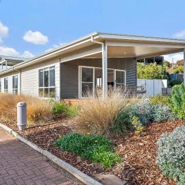The Shack at Maslin Beach - C21 SouthCoast Holidays