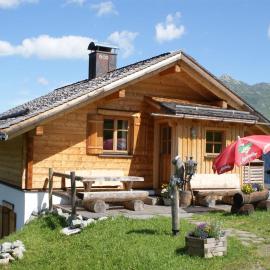 Chalet in Sankt Gallenkirch near Ski Bus, hotel in Sankt Gallenkirch
