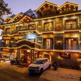Bashist में, होटल Jannat Resort and Spa Manali A Centrally Heated Himalayas View Resort