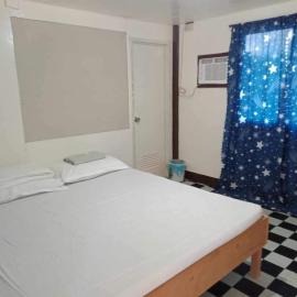 Naidz beach resort is very affordable Homestay It is affordable and Offer non aircon and aircon room, hotel 