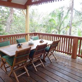 Stealaway Cottage at 6 Bigoon, hotelli kohteessa Point Lookout