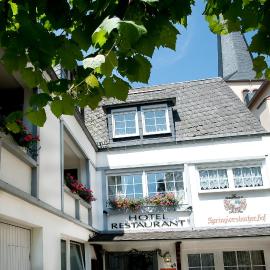 Hotel Springiersbacher-Hof、クレフのホテル