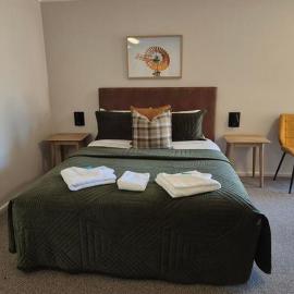 The Molong Motor Inn, מלון בMolong