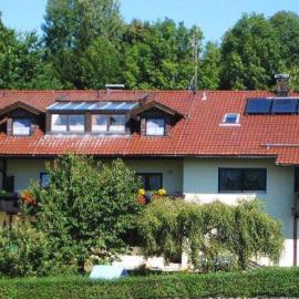 Ferienhaus Evi, hotel in Bischofsmais