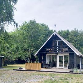 Renovated Home Near Beach, hotel u gradu Ørsted