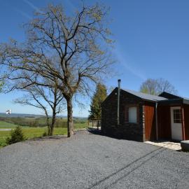 Charming Chalet in Vielsalm, hotel sa Vielsalm