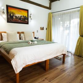 Europa Bed and Breakfast, hotel in Beacon Bay