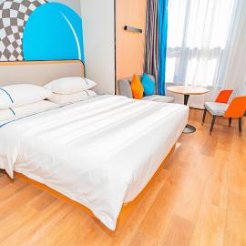 Home Inn Huayi Select Hotel, Beijing Tongzhou Beiyuan Subway Station Wanda Plaza