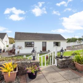 Tigh An Bheachaire, Hotel in An Cheathrú Rua