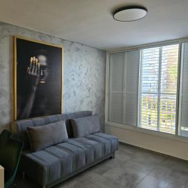 GK Apartments Mesika, מלון בבת ים