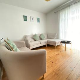 3 Bedroom House with Free Parkings, Close to City Centre and Transportation Links, at Gateshead, Newcastle upon Tyne