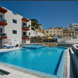 Garden View One Bedroom apartment, Hotel in Is-Swieqi