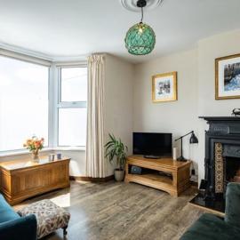 VARLEY VIEW Fishermans cottage with stunning views