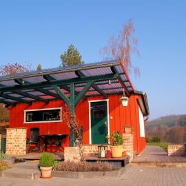 Retreat with Private Garden, hotel in Güntersberge