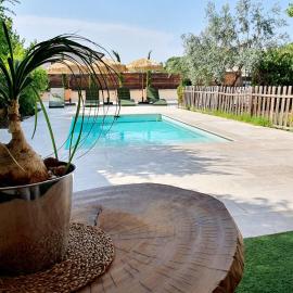 La Papaye, maison de charme avec piscine et Spa