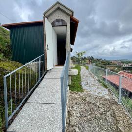 Canastro do Castanheiro, hotel di Anissó