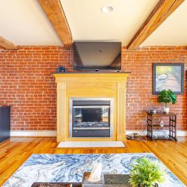 Cozy 1BR Apt in Downtown Richmond, Nearby Attractions, hotel v destinácii Richmond