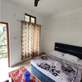 Hotel Yamdagni Rishi – hotel w mieście Barkot